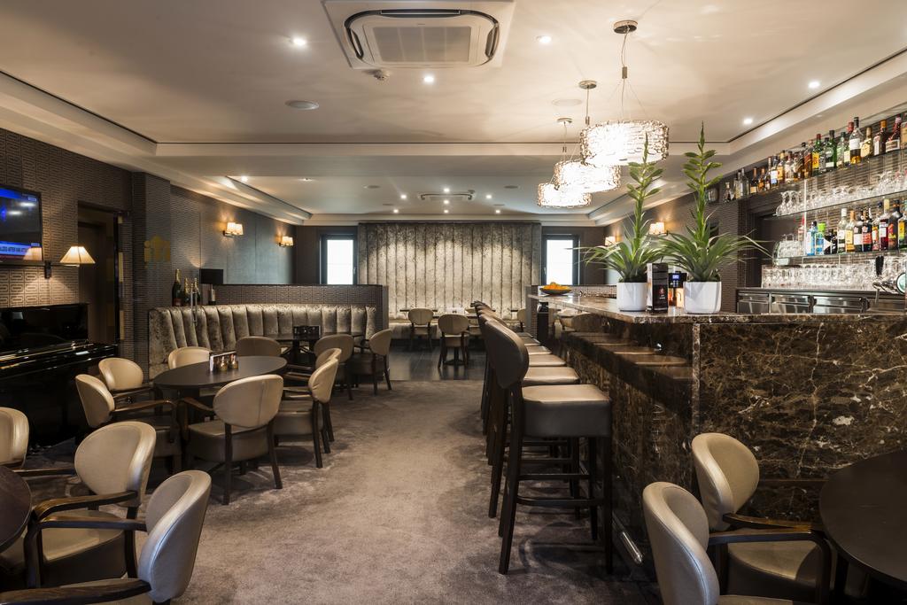 Best Western Premier Keizershof Hotel**** – Aalst
